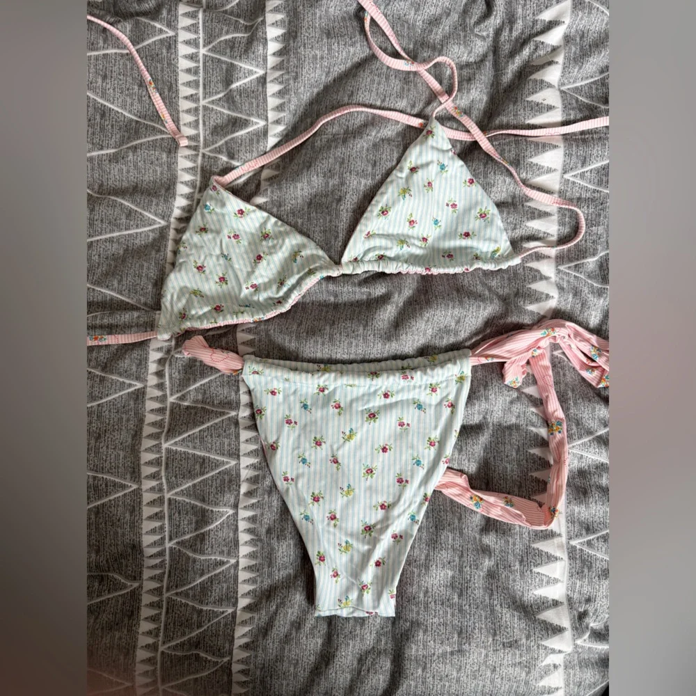 Frankie's Bikinis Reversible, Pink and Mint Floral Set